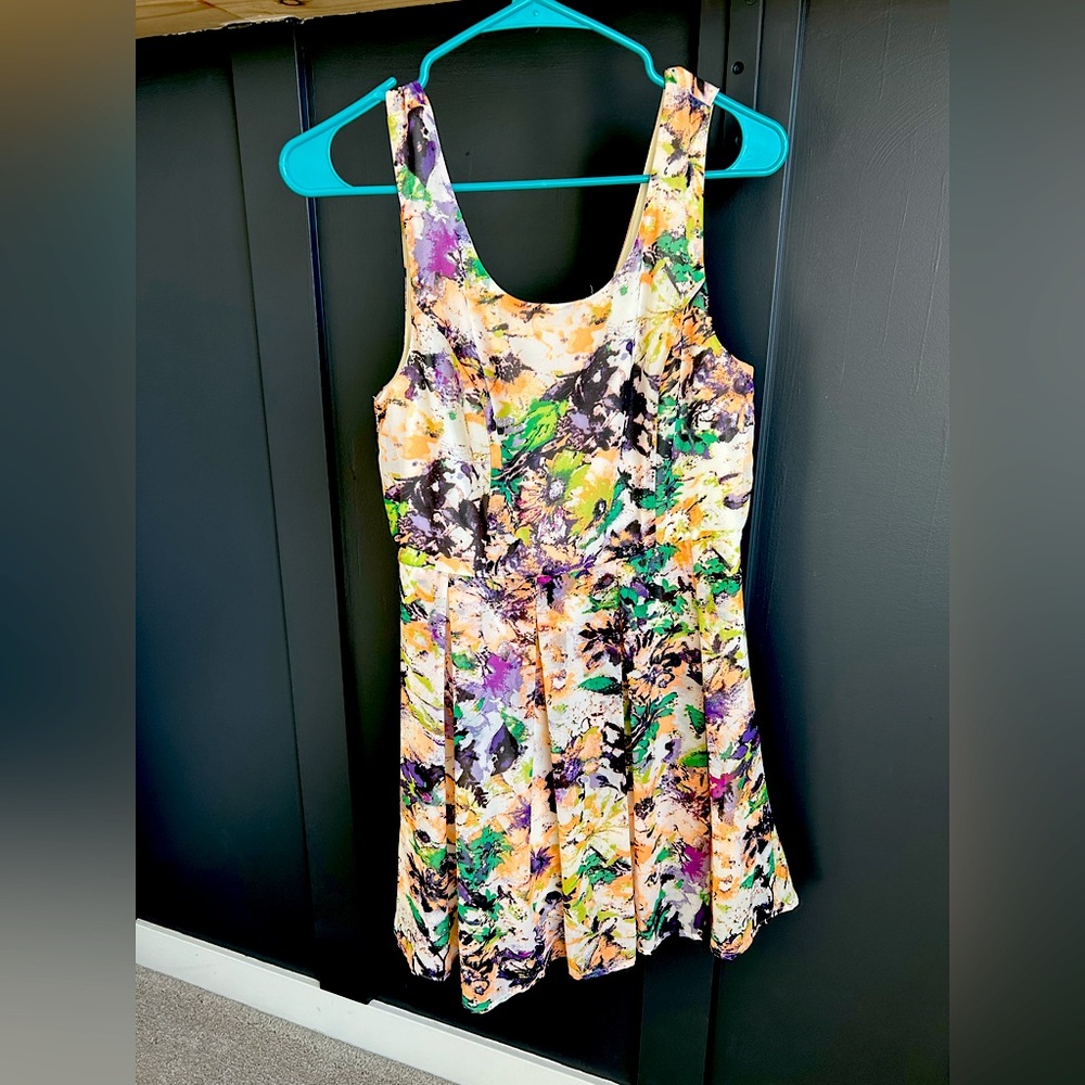 Multi colored dress from Forever21. Size Small. Great condition!